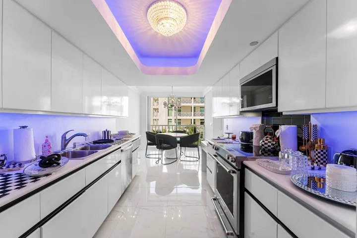 011-3210SouthOceanBoulevard-604-Highland