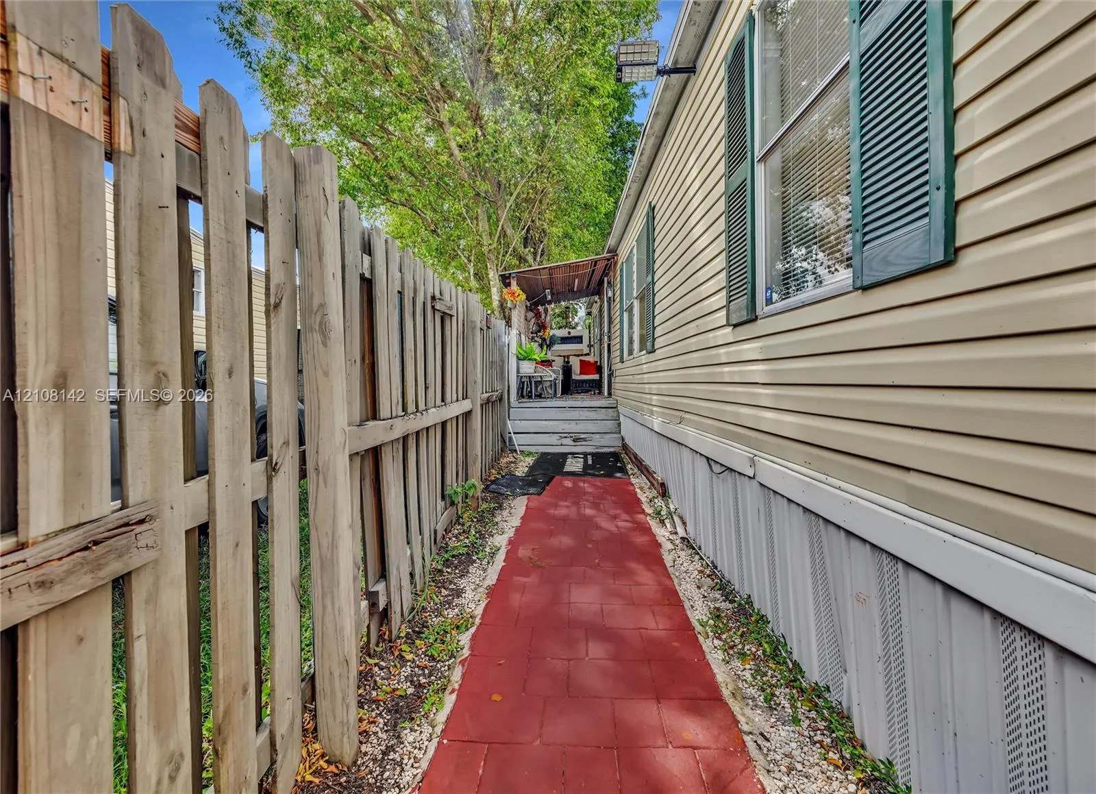 Property photo 28