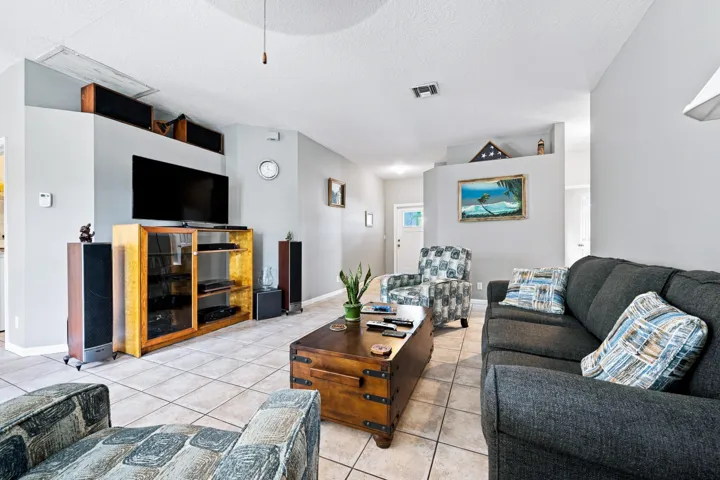 1034-Cape-Cod-Terr-Greenacres-FULL-RES-0