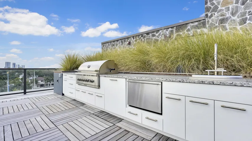 Private rooftop terrace summer kitchen
