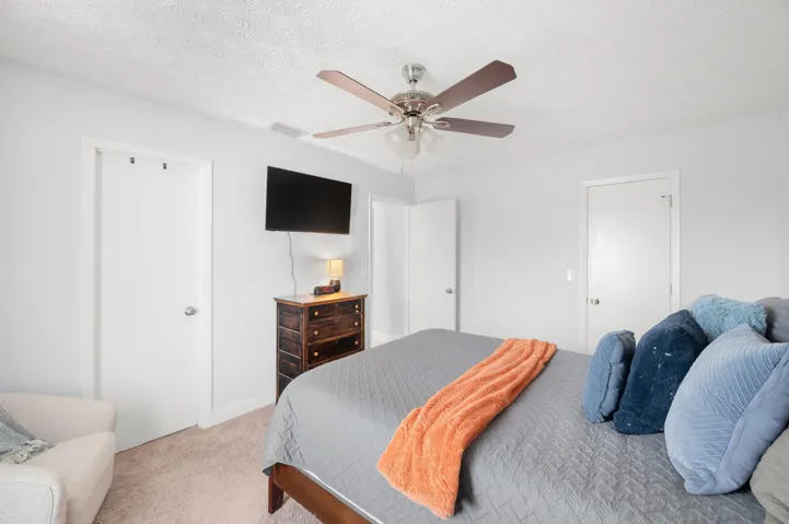 11-web-or-mls-1098 SW Janette Ave - 11