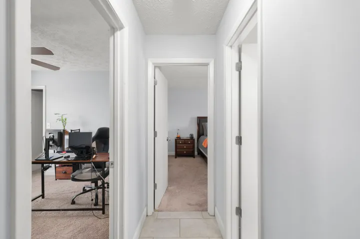 6-web-or-mls-1098 SW Janette Ave - 6