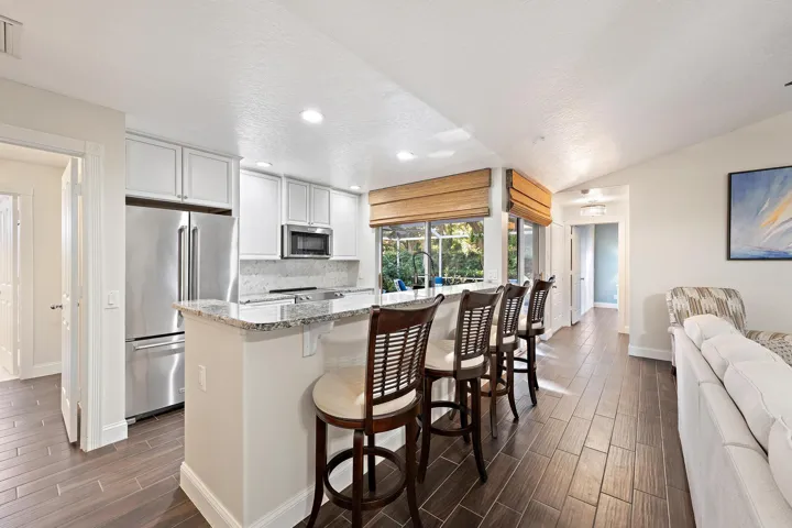 11403 Myrtle Oak Ct-12
