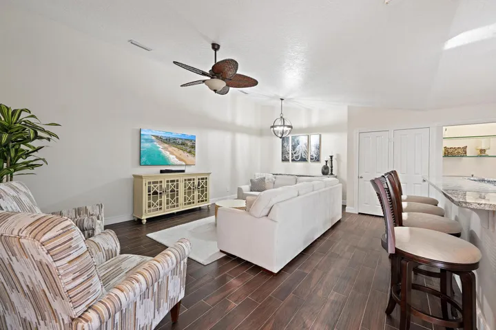 11403 Myrtle Oak Ct-18