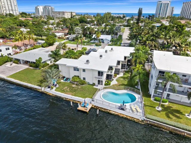 Woodcrest Terrace Co-op sits on the intracoastal just a few blocks from the ocean!