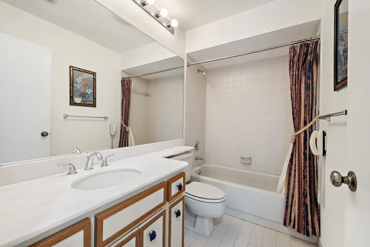 275 Old Meadow Way-2