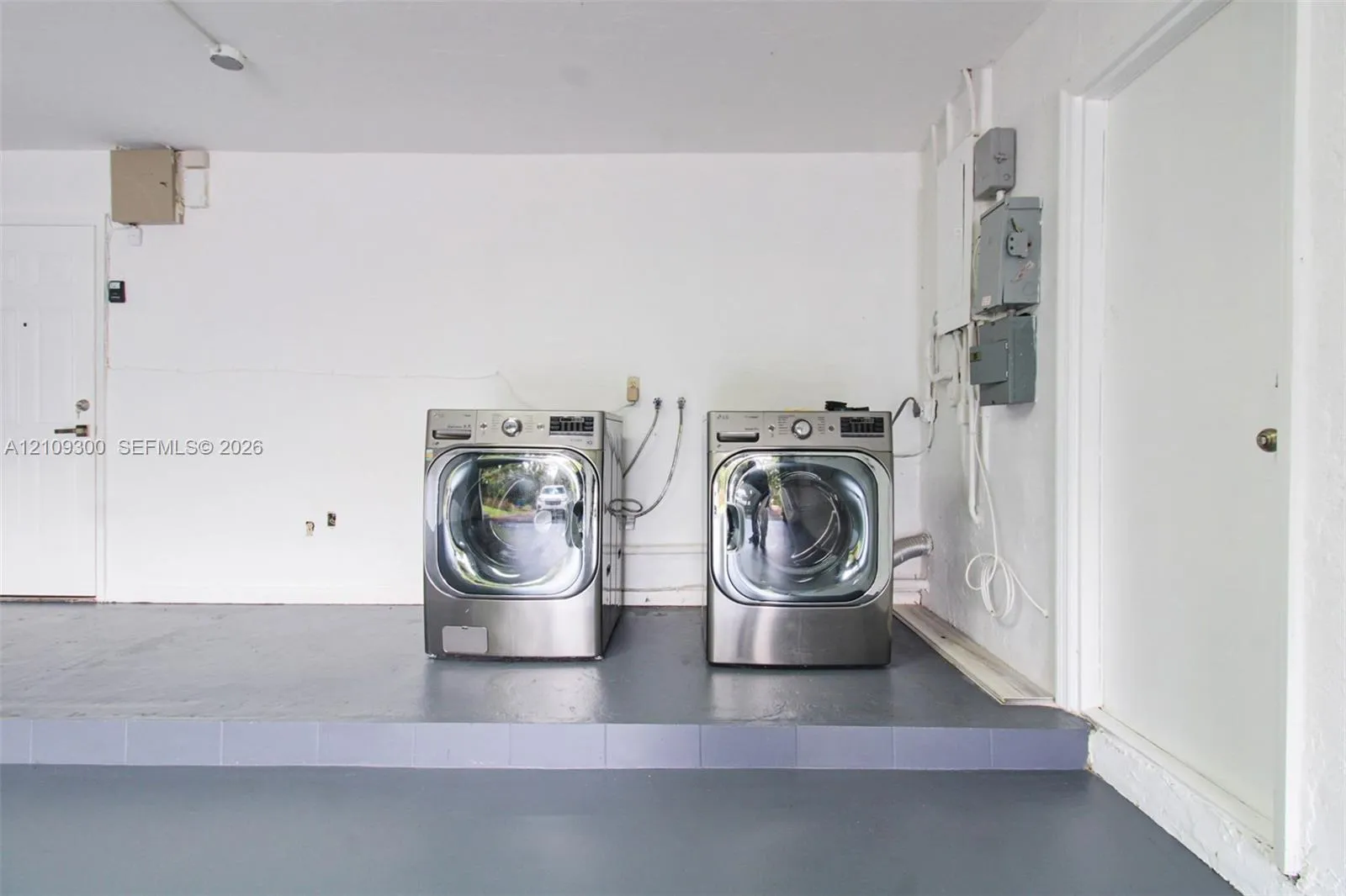 Property photo 33