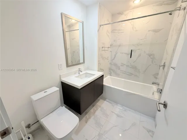2nd Bathroom