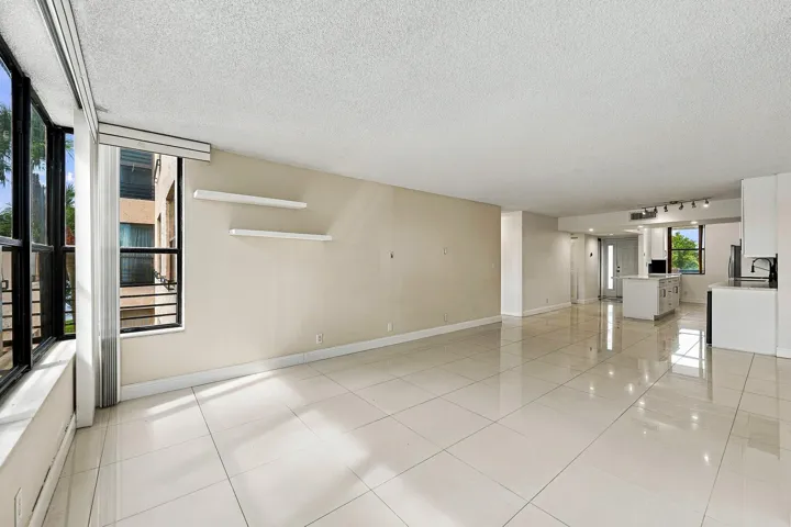 23_living room