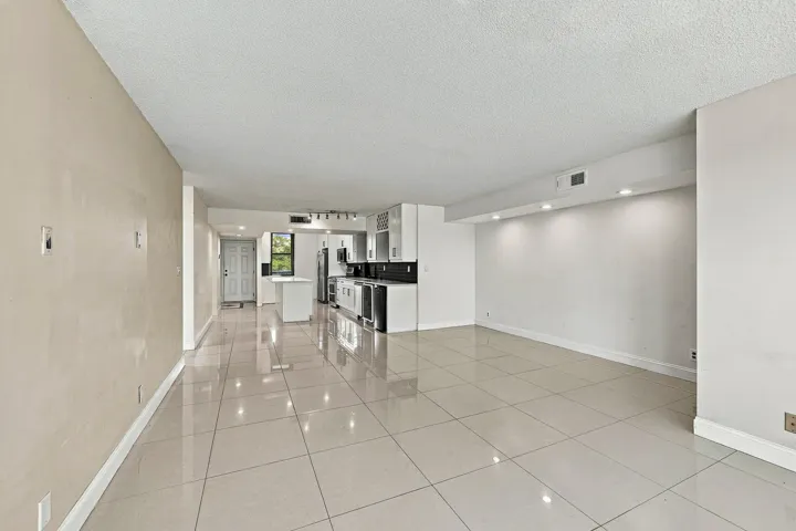 21_living room