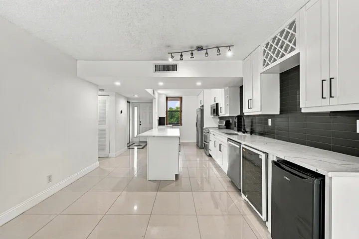 13_kitchen