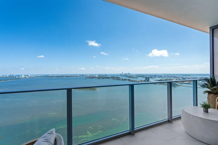 27-web-or-mls-A7401431