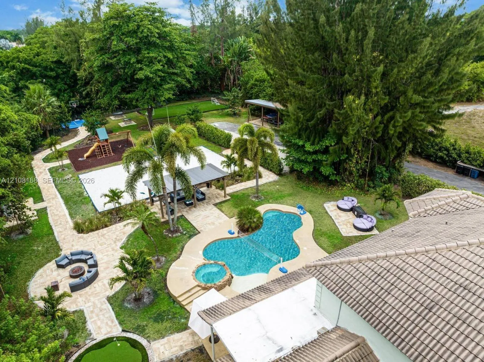 Property photo 98