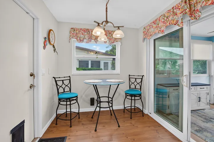 Breakfast Nook