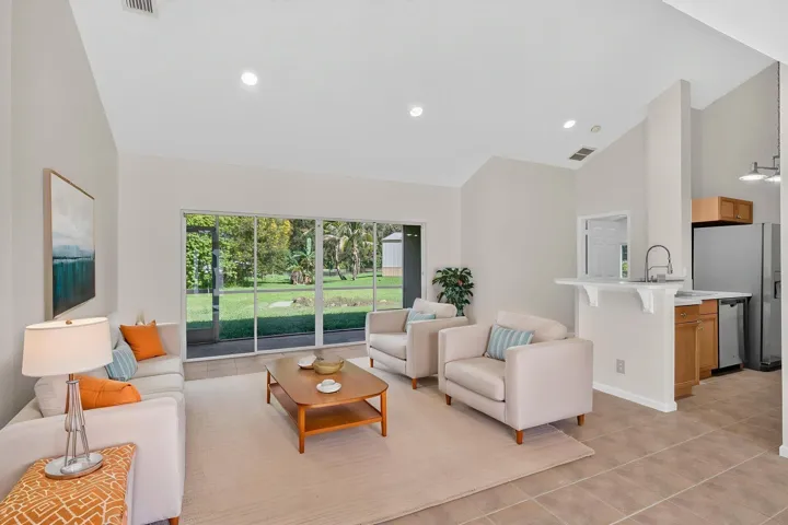 15-web-or-mls-BS1A3057 virtually staged