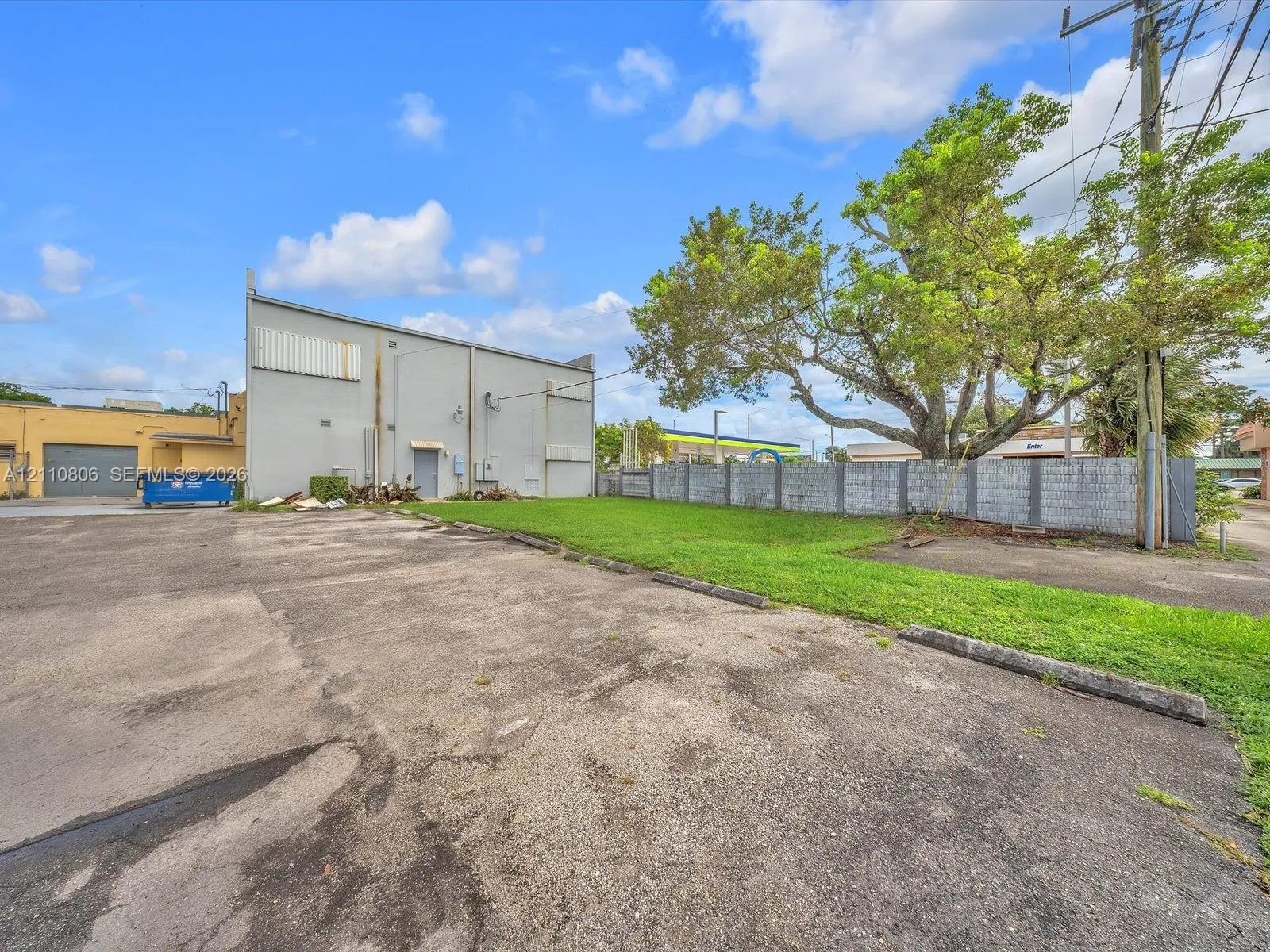 Property photo 25