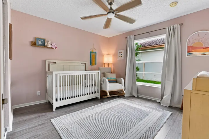 GUEST BEDROOM (3)