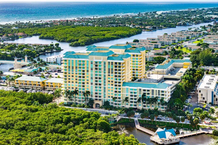 037-700EastBoyntonBeachBoulevard-710-Boy