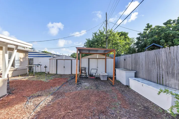 2911 Ne 11th Ave_040