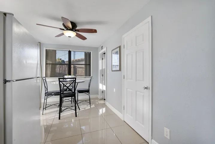 2911 Ne 11th Ave_029