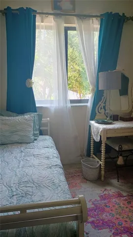 Single-pane window with a black frame