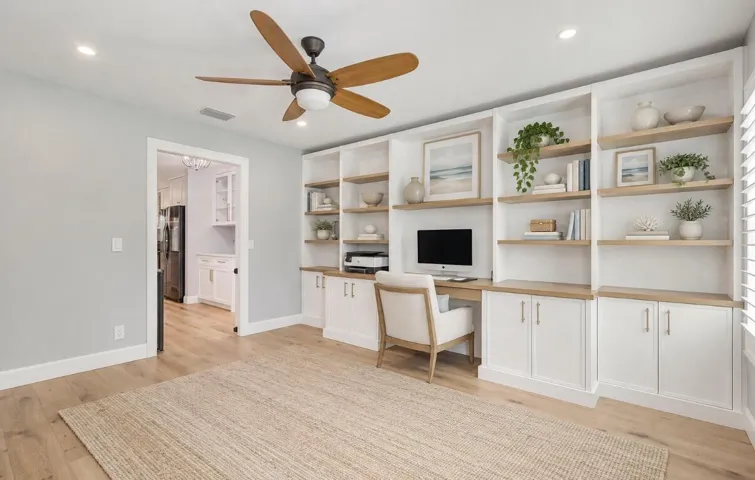 Trlwd office