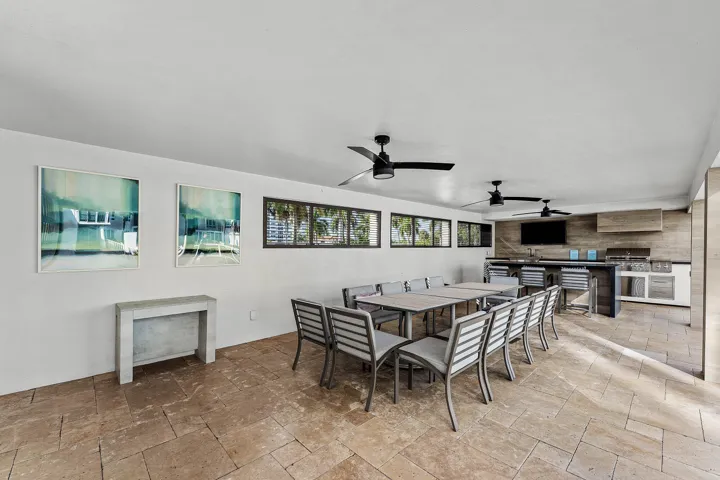 Outdoor Kitchen
