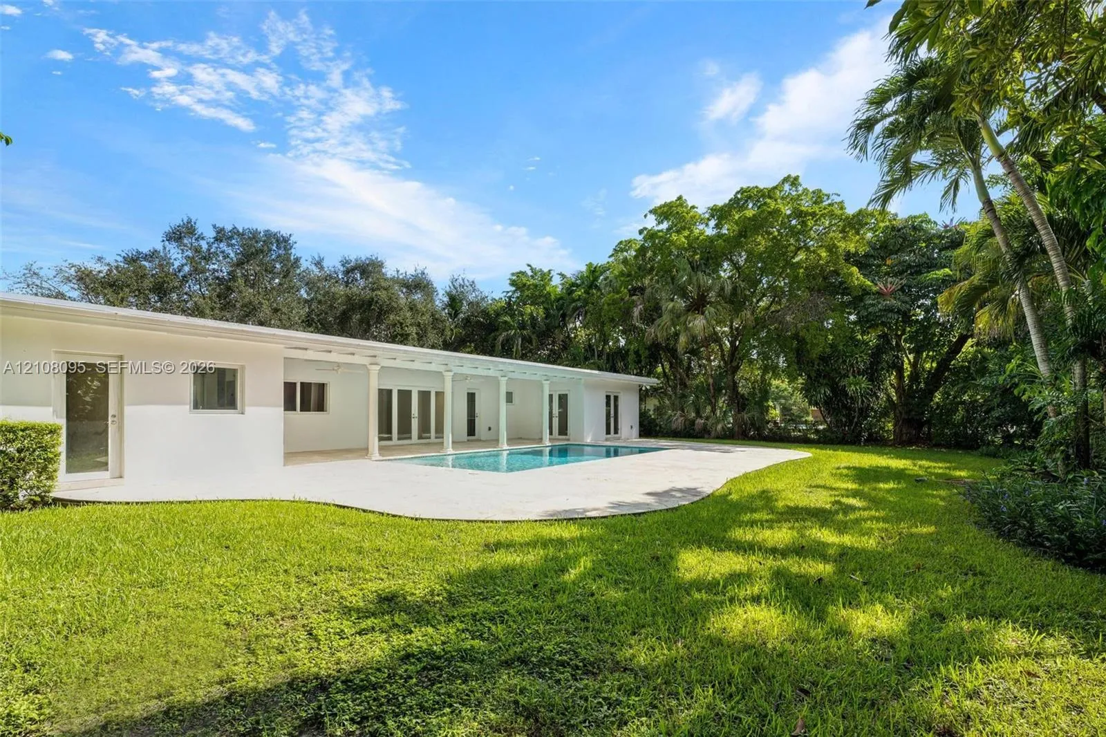 Property photo 32