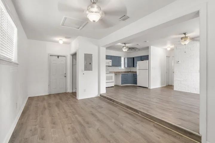 23-web-or-mls-880NW33Ter-23