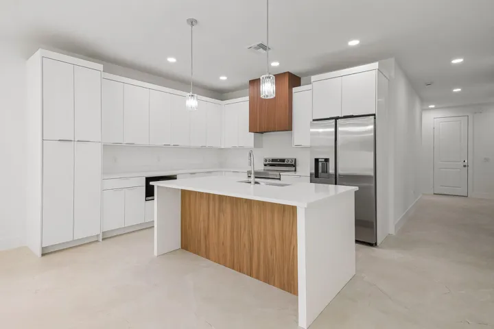 4606 Hibiscus - MLS - 007