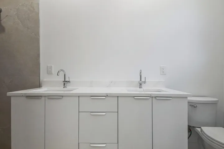 4606 Hibiscus - MLS - 016