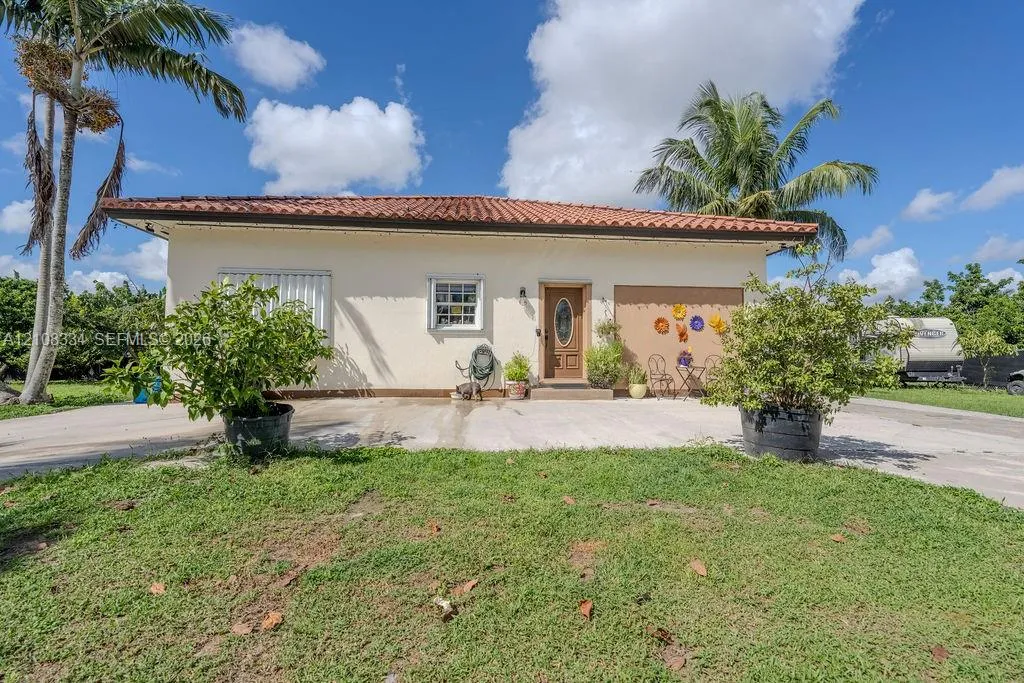 Property photo 33