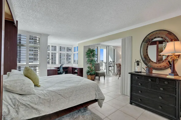2nd bedroom with views