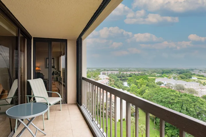 2480 Presidential Way 1103-014 (1)