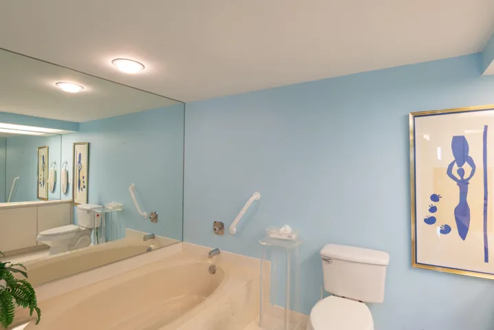 2480 Presidential Way 1103-029