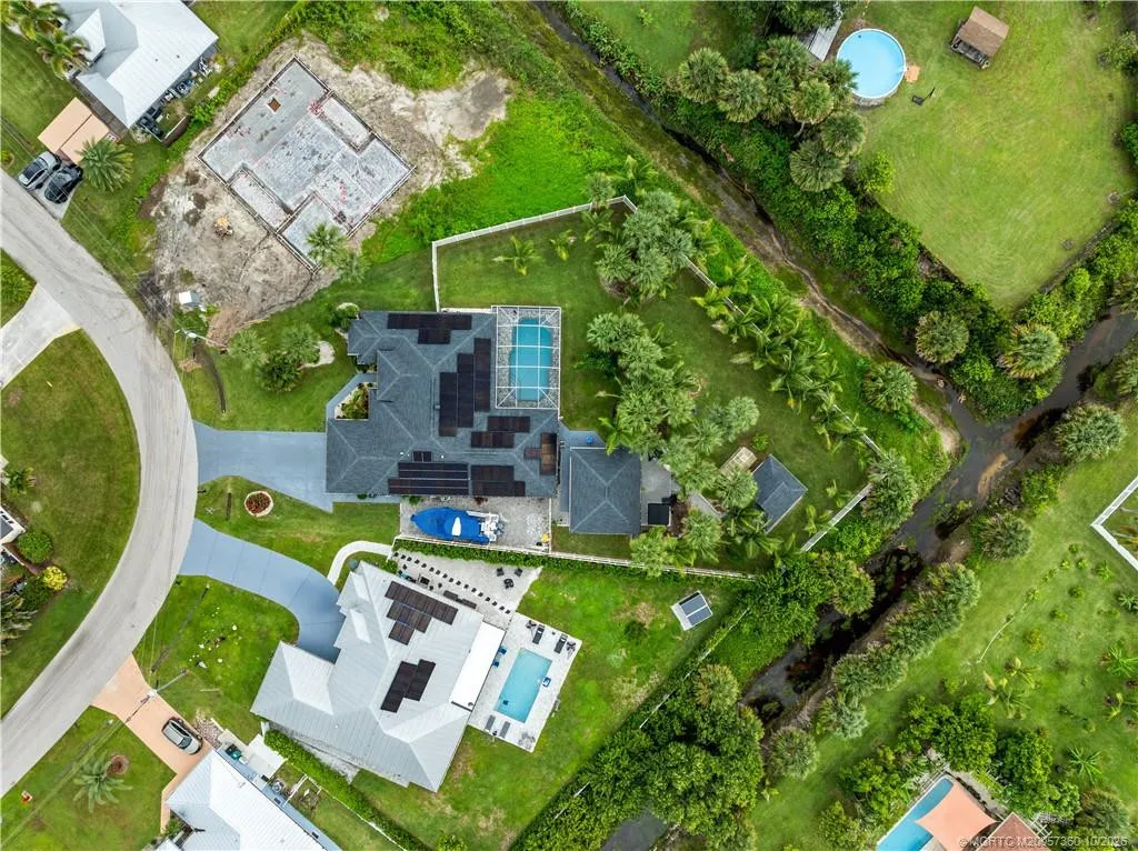 Property photo 43