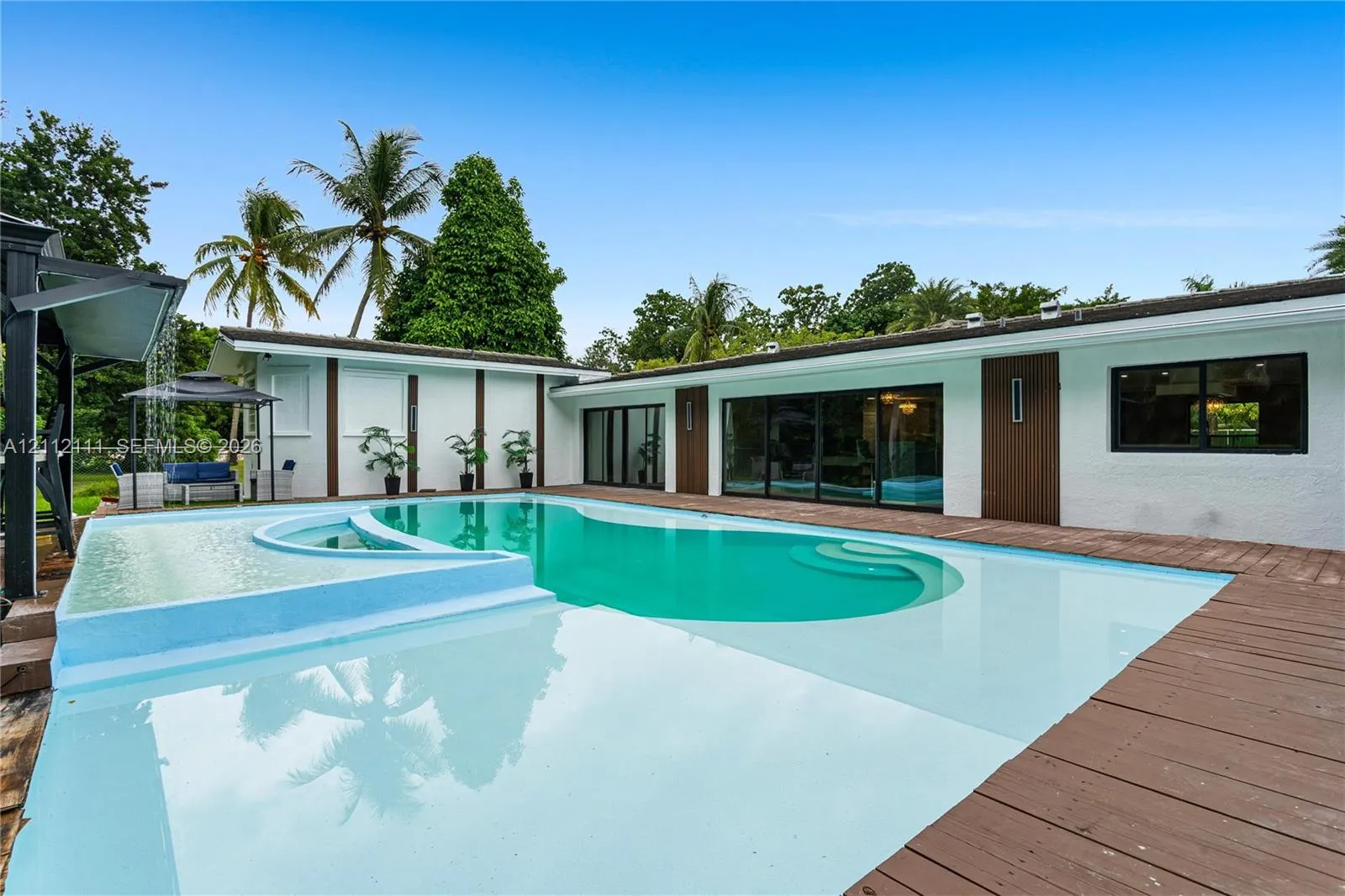 Property photo 32