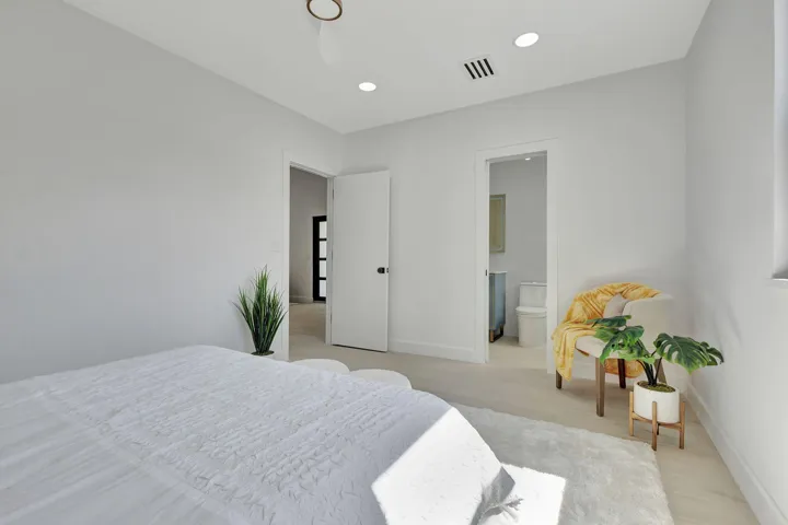 2nd Bedroom