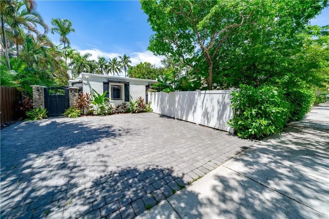 Property photo 44