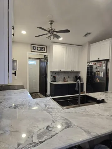 Kitchen (1)