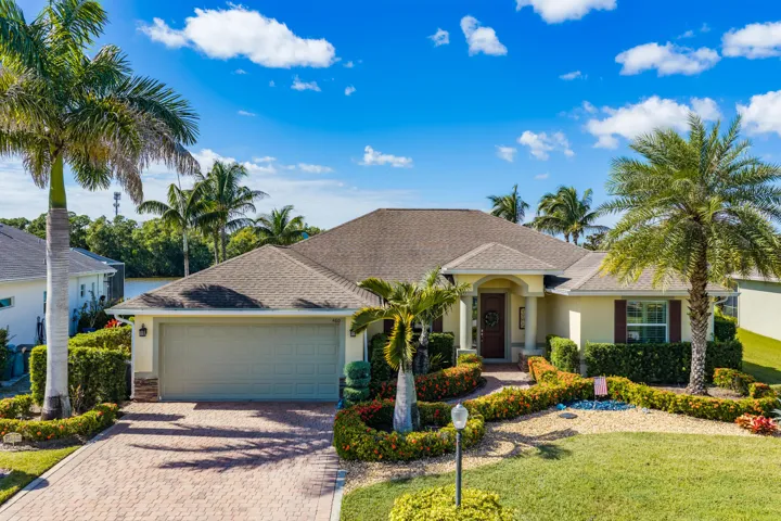 460 SW Vista Lake Drive a-1