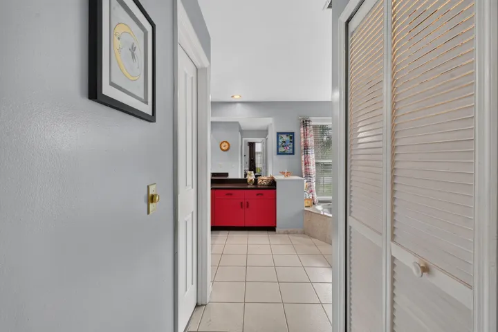 6508KingsHwy(28)