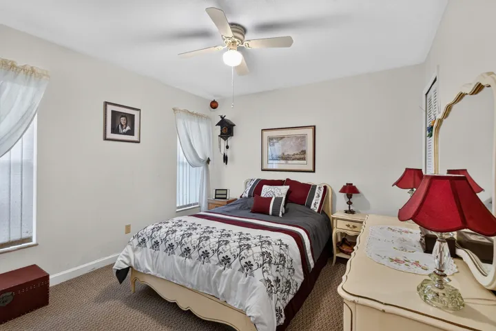 6508KingsHwy(32)