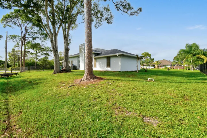 6508KingsHwy(43)