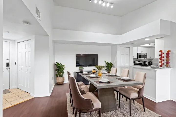 Dinning room - virtually staged