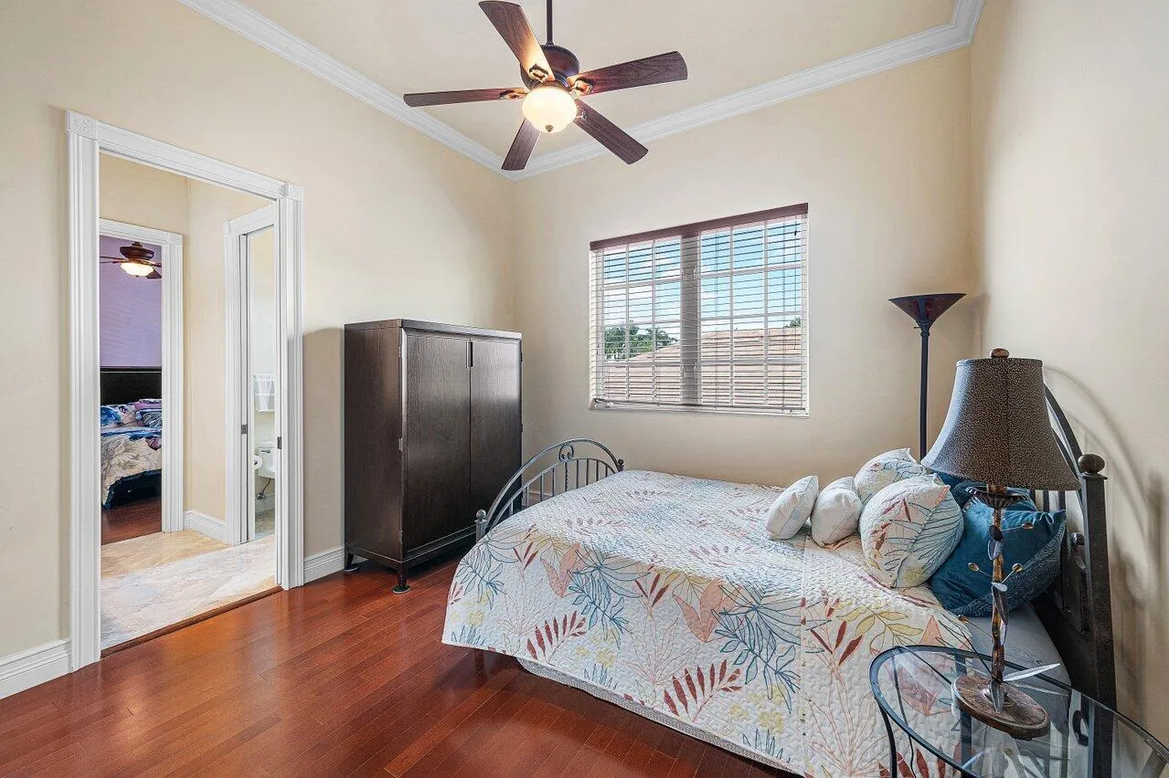 Property photo 22