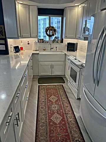 Kitchen with newer appliances