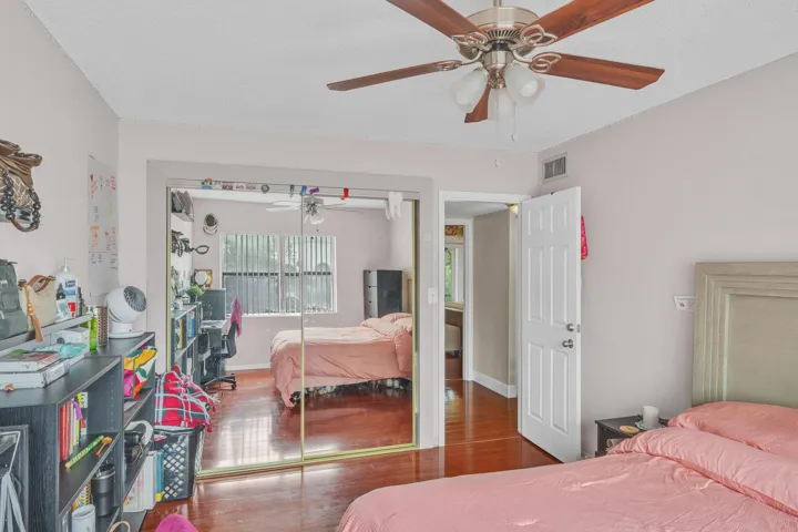 17 Guest Bedroom A (3)
