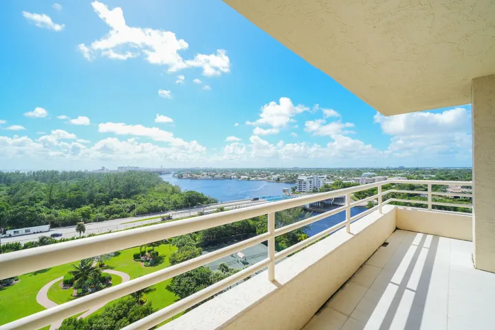 VIEWS: SOUTH/SW