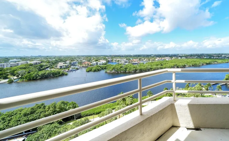 VIEWS: WEST/ NW
